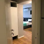 Air - Cosy Near Center Garden 1gbwifi Apartment